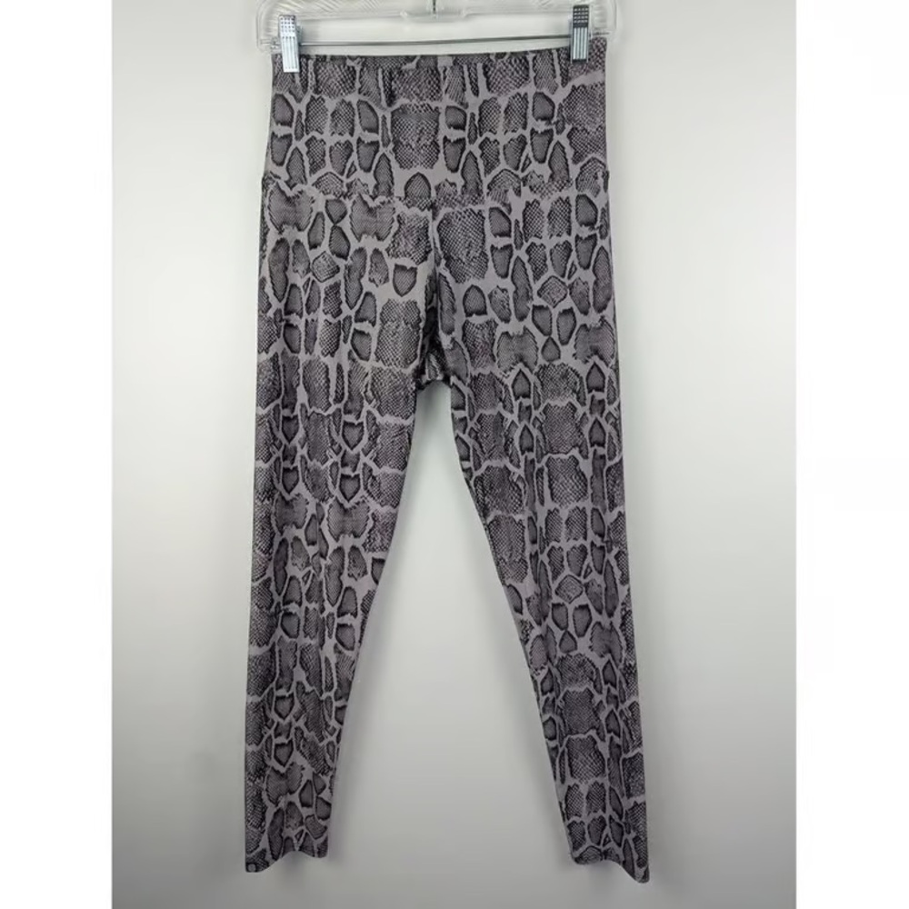 Onzie Women's Leggings M Grey White Snake Print Yoga Activewear Workout Animal